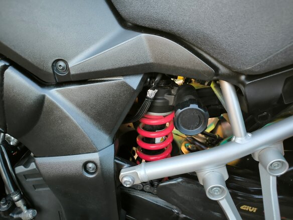 2014 Suzuki V-Strom 1000, серый, 690000 рублей - вид 4