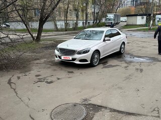 2014 Mercedes-Benz E-Класс 200 IV (W212, S212, C207) Рестайлинг, белый, 1999999 рублей, вид 3