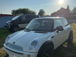 2004 Mini Hatch Cooper I (R50), белый, 420000 рублей, вид 1