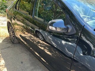 2016 Renault Logan II, чёрный, 990000 рублей, вид 3