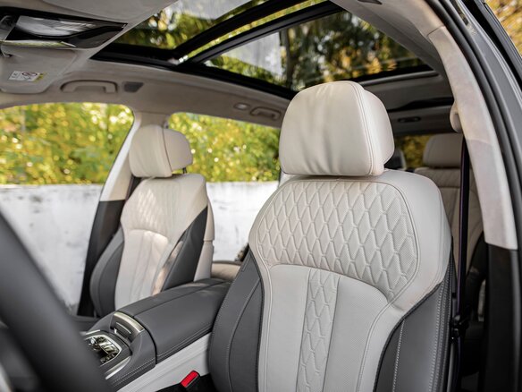 2026 BMW X7 40d I (G07) Рестайлинг, серый, 18190000 рублей - вид 22