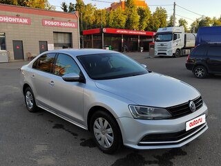 2015 Volkswagen Jetta VI Рестайлинг, серебристый, 650000 рублей, вид 2