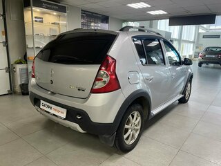 2012 Renault Sandero Stepway I, серый, 550000 рублей, вид 4