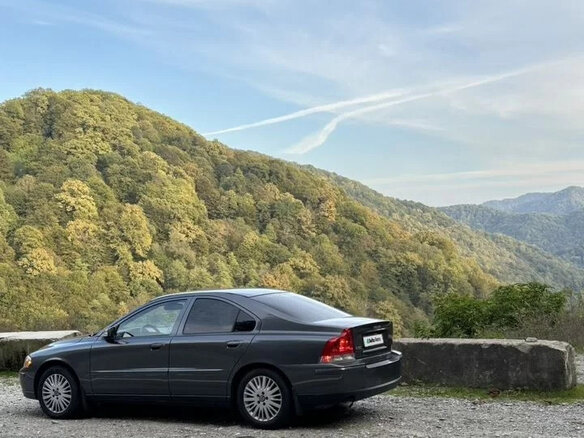 2007 Volvo S60 I Рестайлинг, серый, 1200000 рублей - вид 3