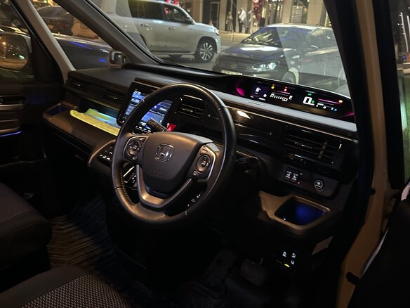2020 Honda Stepwgn Spada V Рестайлинг, белый, 2450000 рублей - вид 6