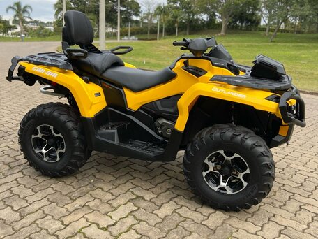 2016 BRP Can-Am Outlander MAX 650, жёлтый, 1265900 рублей, вид 4