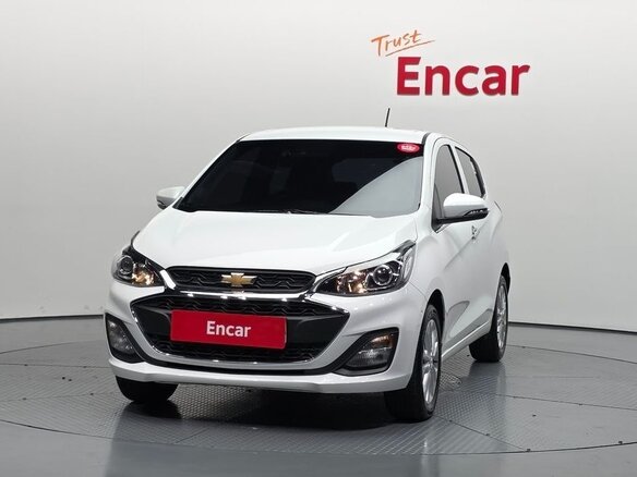 2022 Chevrolet Spark IV Рестайлинг, белый - вид 2