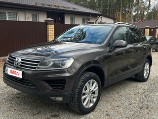 2015 Volkswagen Touareg II Рестайлинг, коричневый, 2500000 рублей, вид 4