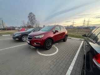 2021 Buick Encore I Рестайлинг, красный, 1290000 рублей, вид 4