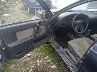 1992 Hyundai Elantra I (J1), зелёный, 25000 рублей, вид 3