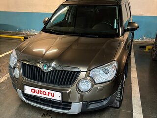 2013 Skoda Yeti I, коричневый, 1100000 рублей, вид 3