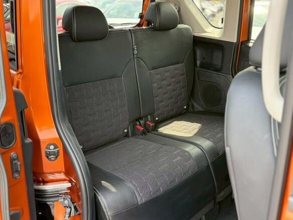 2023 Mitsubishi Delica Mini I, оранжевый - вид 23