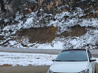 2017 Volkswagen Polo V Рестайлинг, белый, 1600000 рублей, вид 2