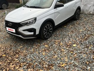 2024 Lada (ВАЗ) Vesta SW Cross I Рестайлинг (NG), белый, 1500000 рублей, вид 4