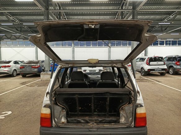 2004 Lada (ВАЗ) 1111 Ока КамАЗ, серебристый, 100000 рублей - вид 9