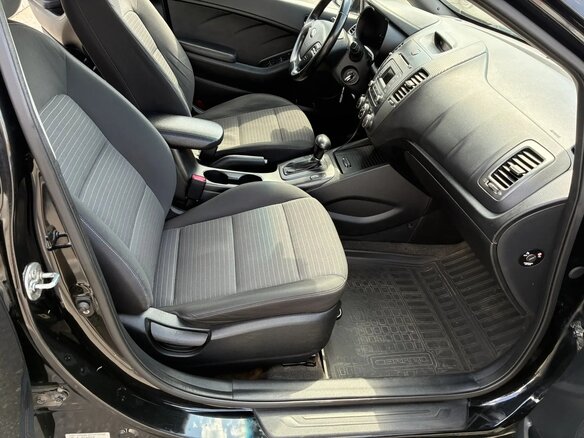 2013 Kia Cerato III, чёрный, 1065000 рублей - вид 7