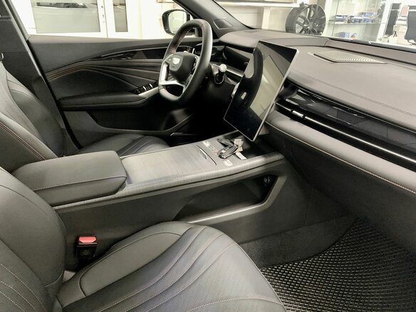 2026 Geely Preface I, белый - вид 6