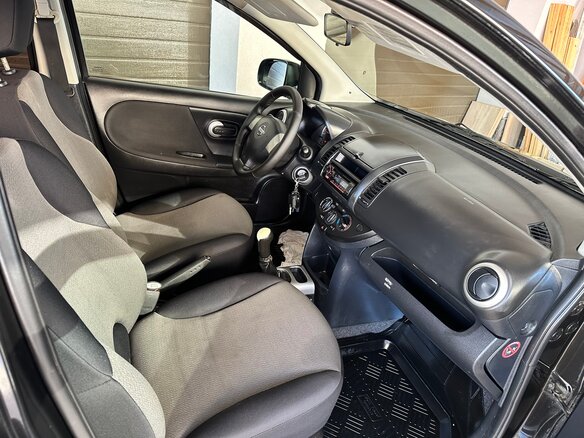 2013 Nissan Note I Рестайлинг, чёрный, 740000 рублей - вид 13