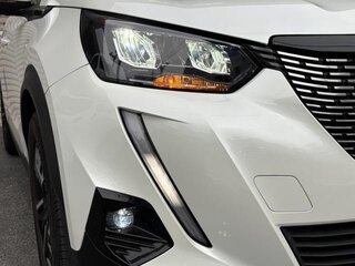 2022 Peugeot 2008 II, белый, 1290007 рублей, вид 4