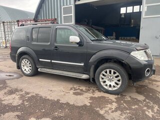 2011 Nissan Pathfinder III Рестайлинг, чёрный, 1200000 рублей, вид 4