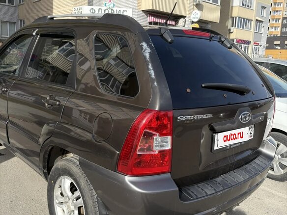 2005 Kia Sportage II, коричневый, 700000 рублей - вид 4