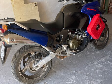 1999 Honda XL1000V Varadero, синий, 350000 рублей, вид 1