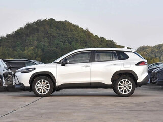 2026 Toyota Frontlander I Рестайлинг, белый, 3200205 рублей, вид 2