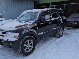 2006 Mitsubishi Pajero III Рестайлинг, чёрный, 1050000 рублей, вид 4