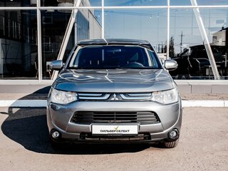 2013 Mitsubishi Outlander III, серый, 1300000 рублей, вид 3