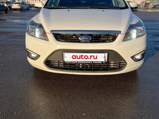 2011 Ford Focus II Рестайлинг, белый, 950000 рублей, вид 3