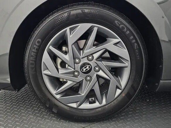 2025 Hyundai Avante VII Рестайлинг, серый, 1800000 рублей - вид 8