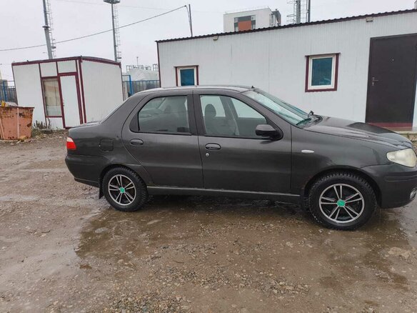 2008 Fiat Albea I Рестайлинг, серый, 180000 рублей - вид 1