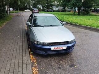 2002 Mitsubishi Galant VIII Рестайлинг, серебристый, 150000 рублей, вид 2