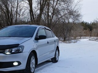 2015 Volkswagen Polo V, серебристый, 710000 рублей, вид 2