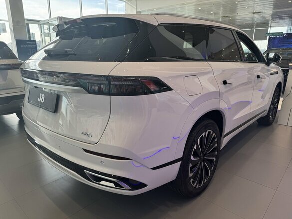 2026 Jaecoo J8, белый, 4645000 рублей - вид 2