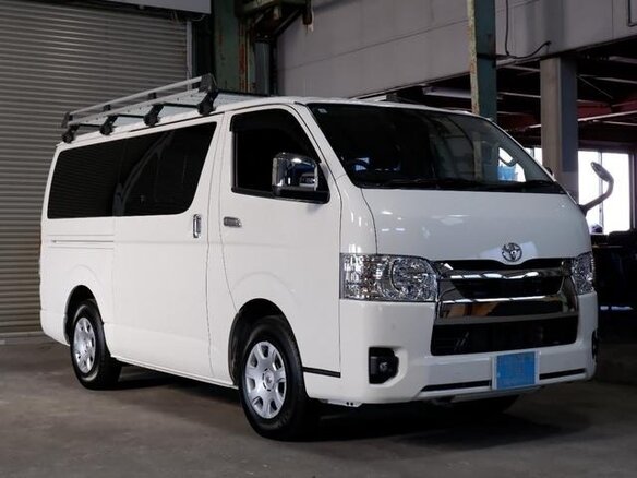 2023 Toyota HiAce H200 Рестайлинг, белый, 4989000 рублей - вид 21