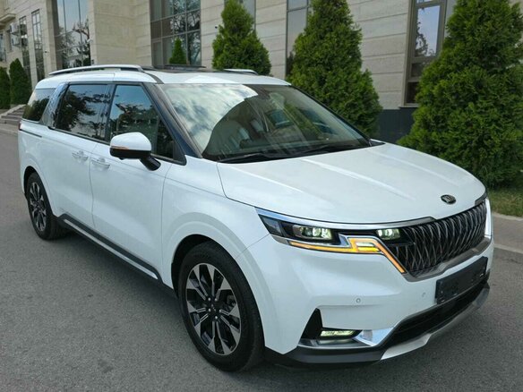 2020 Kia Carnival IV, белый, 2290000 рублей - вид 2