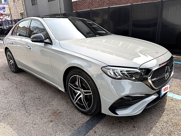 2026 Mercedes-Benz E-Класс 200 VI (W214, S214), серый - вид 2