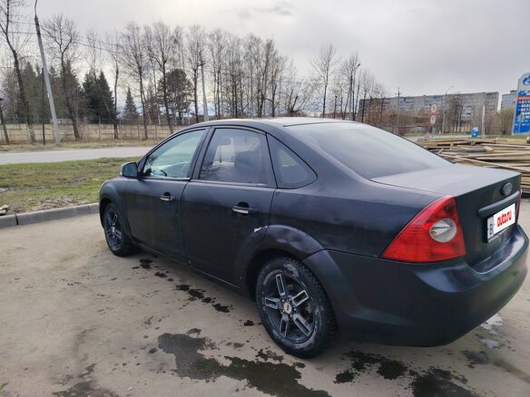 2008 Ford Focus II Рестайлинг, чёрный, 360000 рублей - вид 3
