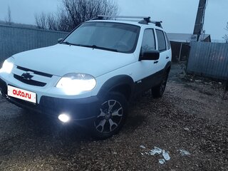 2014 Chevrolet Niva I Рестайлинг, белый, 550000 рублей, вид 5