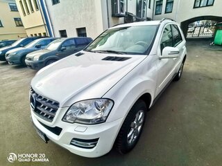 2011 Mercedes-Benz M-Класс 350 II (W164) Рестайлинг, белый, 2300000 рублей, вид 1