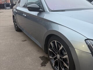 2020 Skoda Superb III Рестайлинг, серый, 2500000 рублей, вид 2