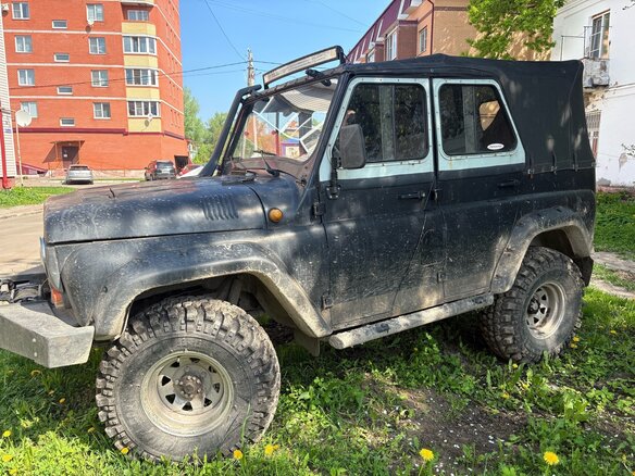 2002 УАЗ 315122, чёрный, 370000 рублей