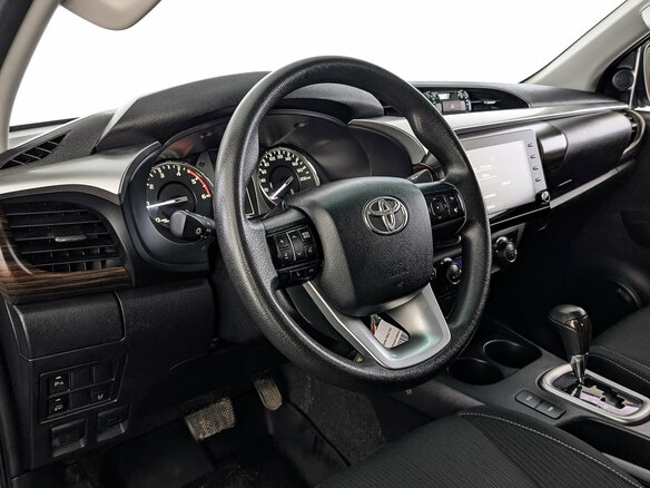 2022 Toyota Hilux VIII Рестайлинг 2, серебристый - вид 14
