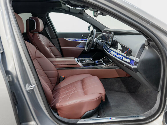 2025 BMW 7 серии 740d xDrive VII (G70), серый - вид 16