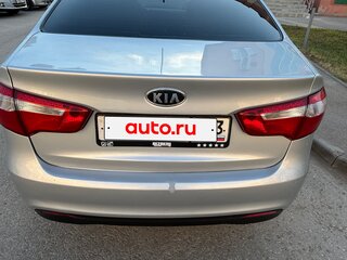 2012 Kia Rio 4-speed III, серебристый, 890000 рублей, вид 5