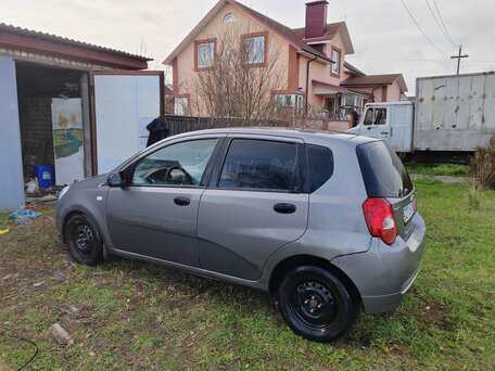 2010 Chevrolet Aveo I Рестайлинг, серый, 250000 рублей, вид 3
