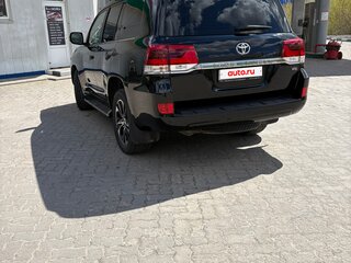 2016 Toyota Land Cruiser 200 Series Рестайлинг 2, чёрный, 6550000 рублей, вид 5