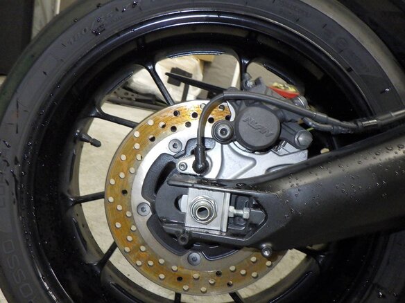 2017 Yamaha MT-09 Tracer (FJ-09), чёрный, 729000 рублей - вид 17