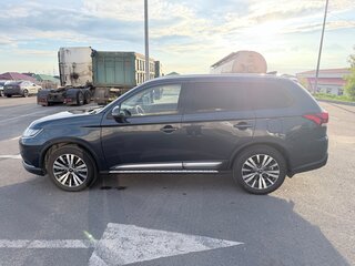 2019 Mitsubishi Outlander III Рестайлинг 3, синий, 2200000 рублей, вид 3